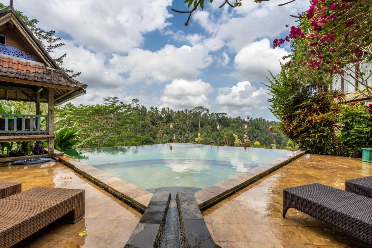 Tirta Asri Ubud Villa Exterior photo